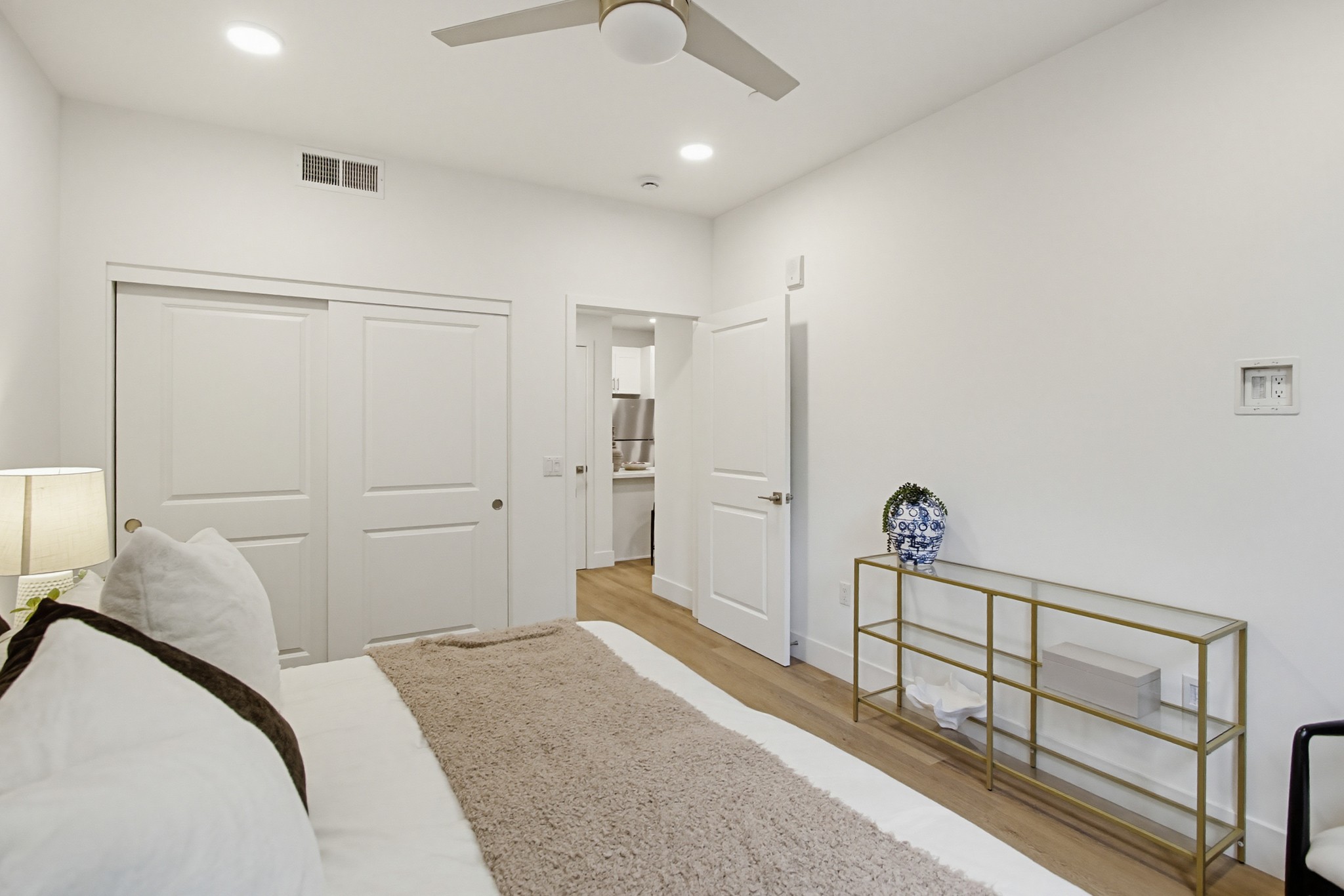 Virtual tour photo 24 of 108 for 2554 Ridgeway Dr #2103 and Common Areas