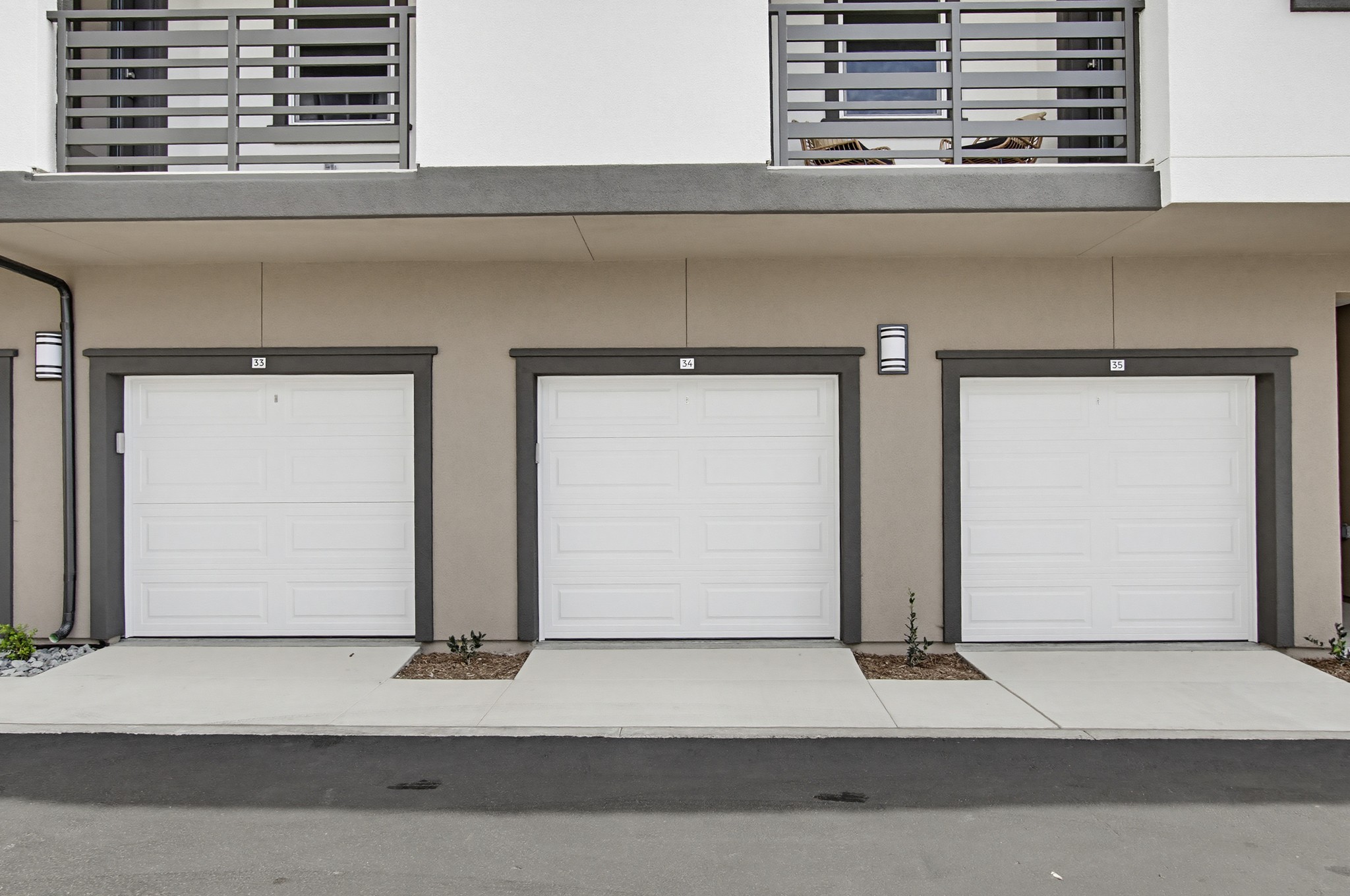 Virtual tour photo 31 of 108 for 2554 Ridgeway Dr #2103 and Common Areas