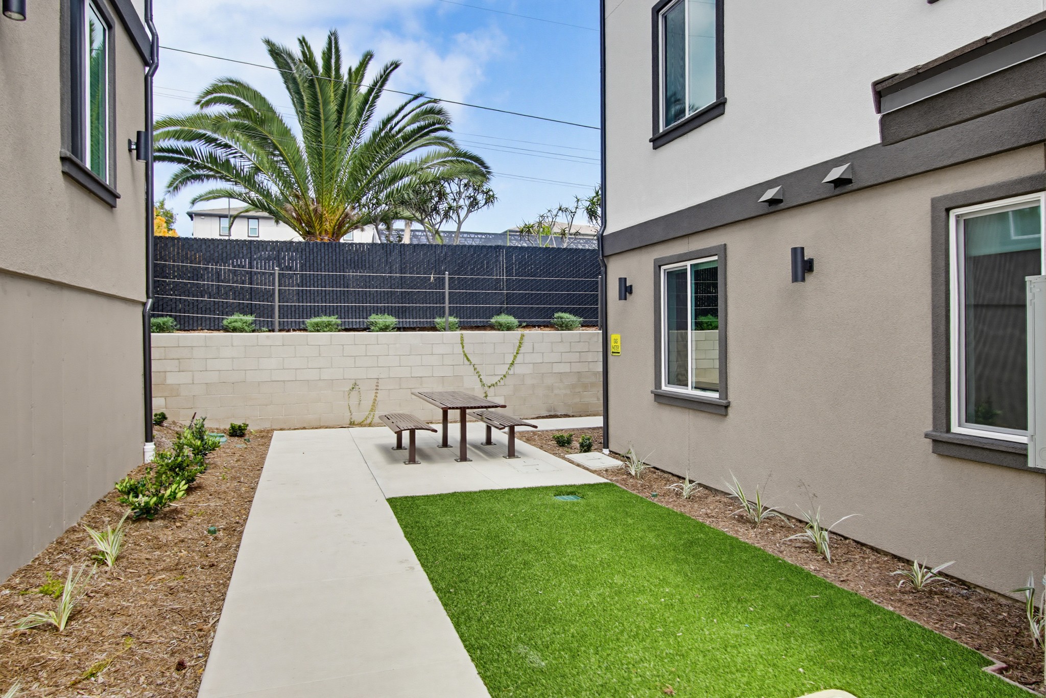 Virtual tour photo 54 of 108 for 2554 Ridgeway Dr #2103 and Common Areas