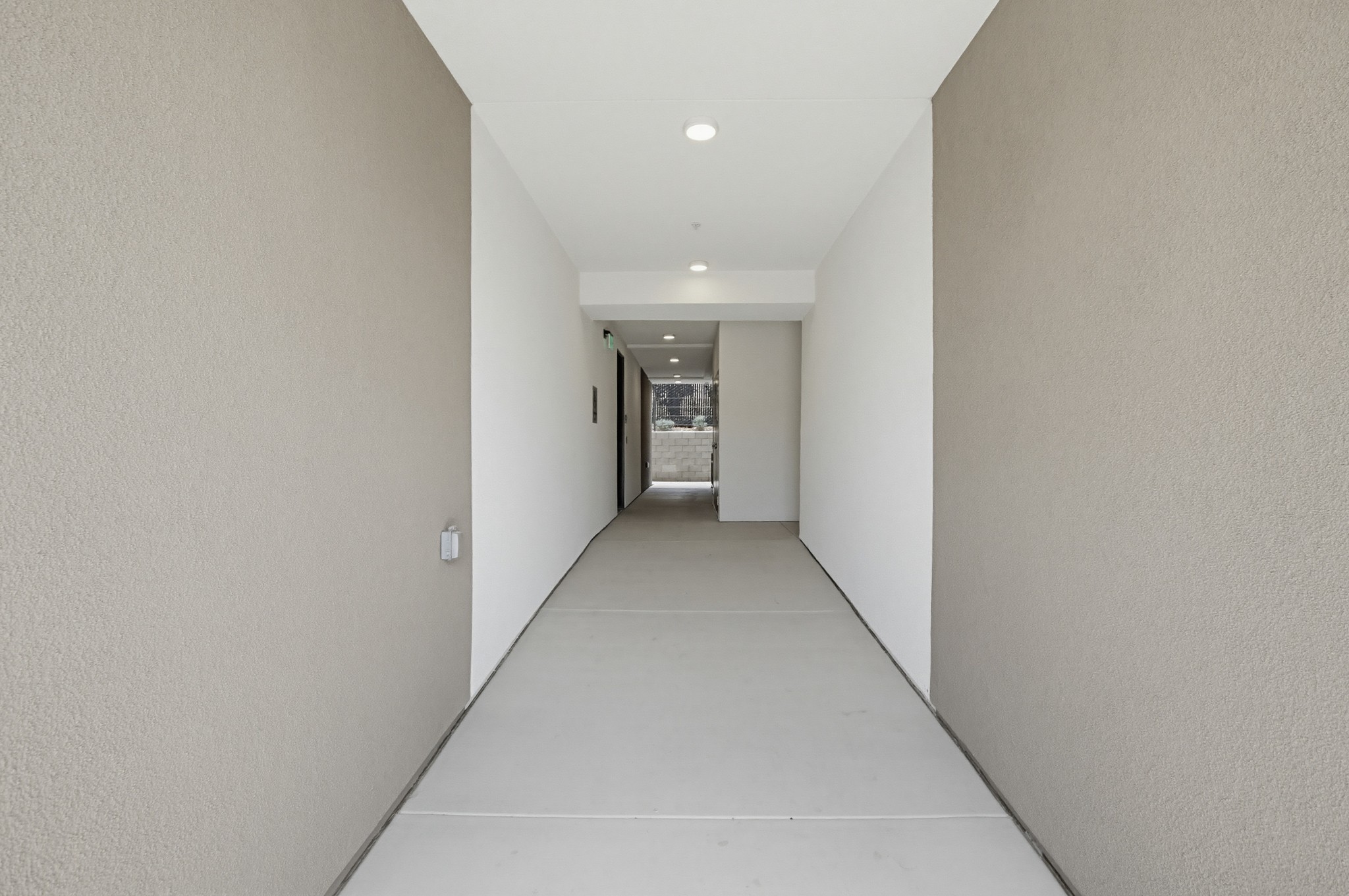 Virtual tour photo 57 of 108 for 2554 Ridgeway Dr #2103 and Common Areas