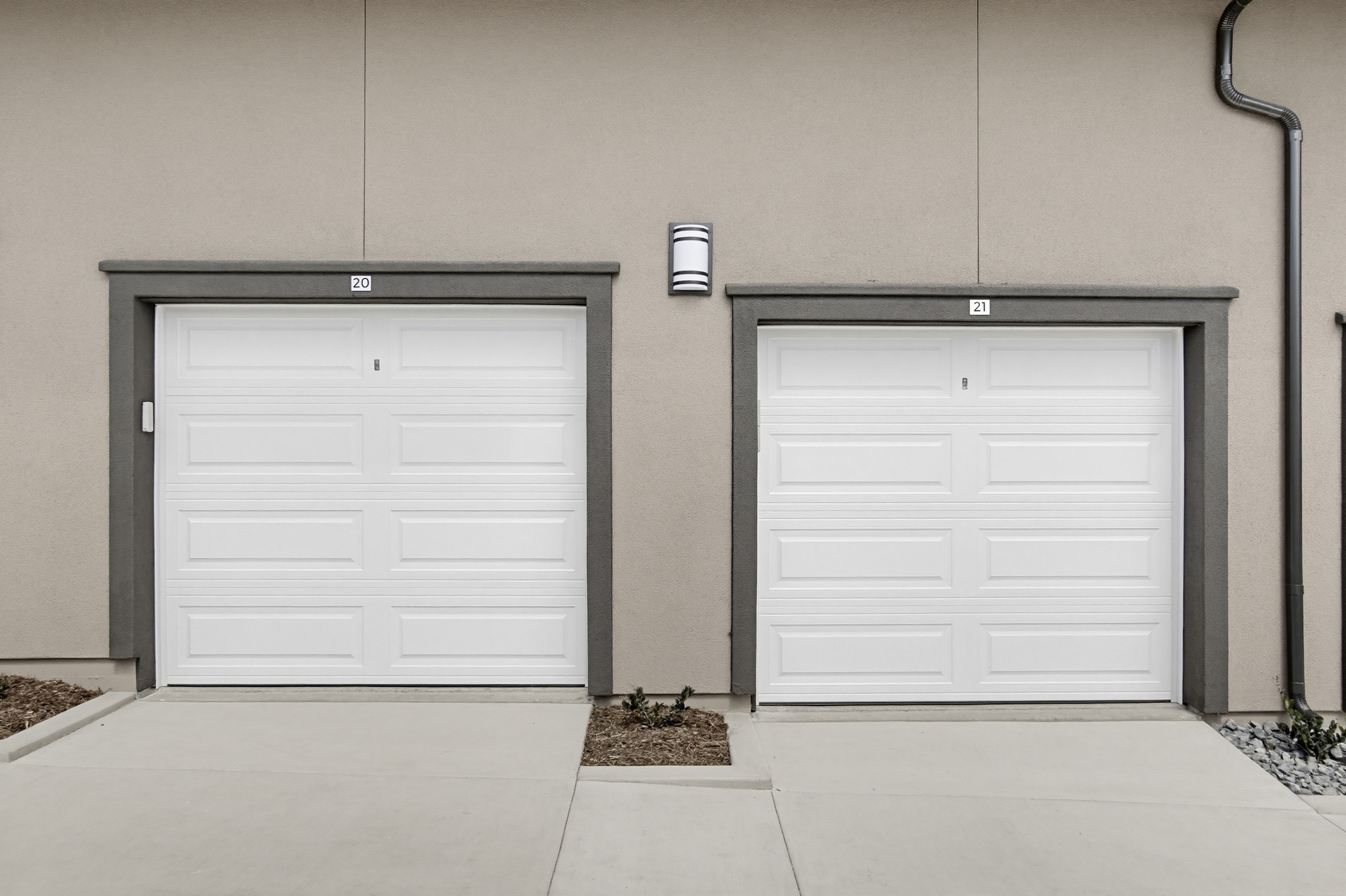 Virtual tour photo 67 of 108 for 2554 Ridgeway Dr #2103 and Common Areas