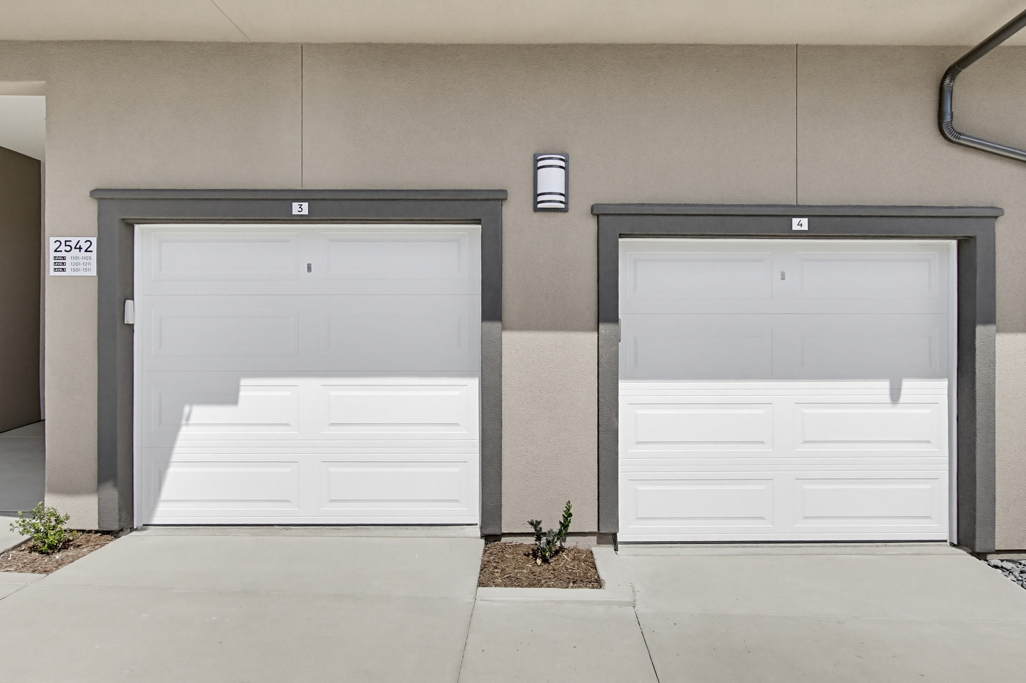 Virtual tour photo 86 of 108 for 2554 Ridgeway Dr #2103 and Common Areas