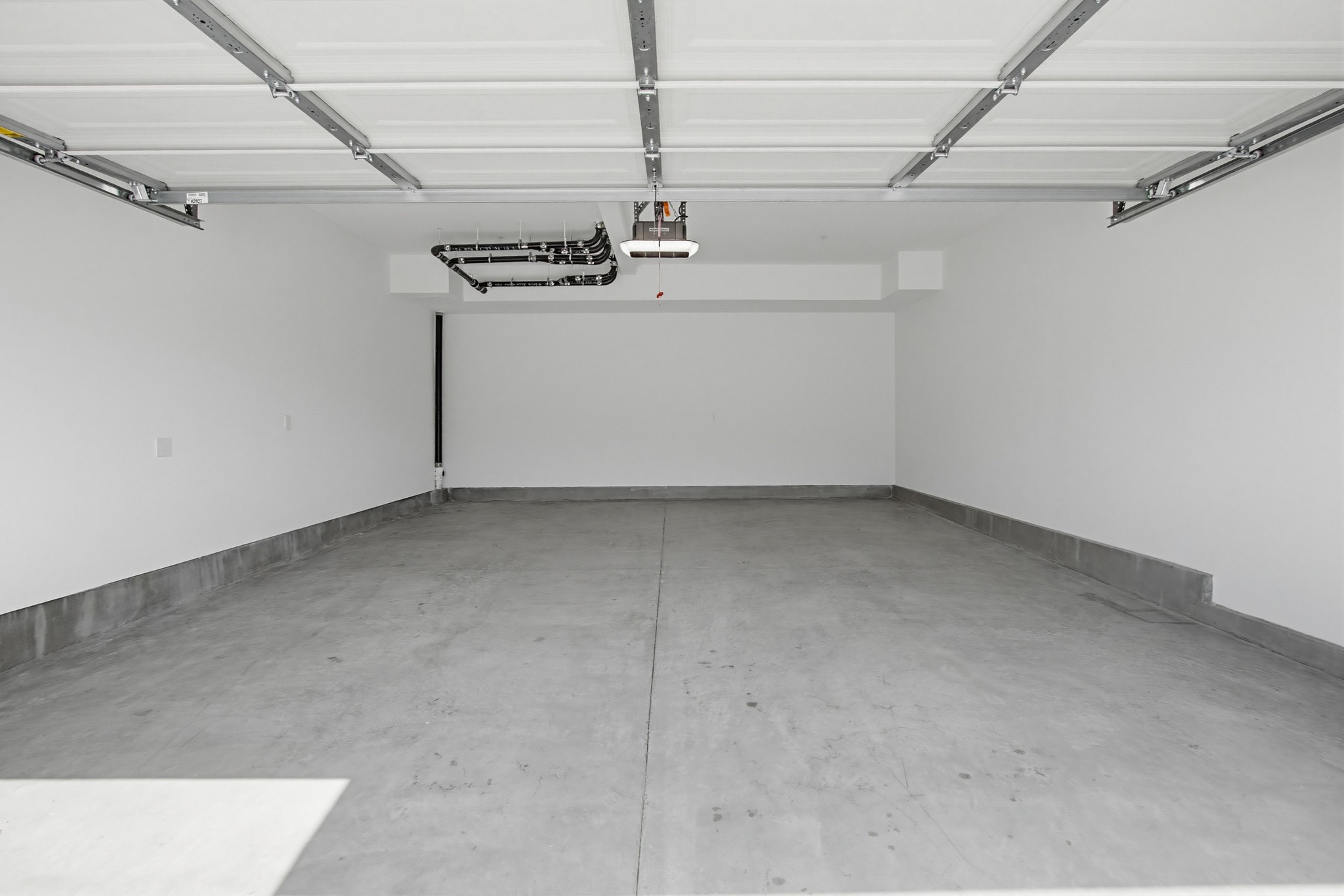 Virtual tour photo 92 of 108 for 2554 Ridgeway Dr #2103 and Common Areas