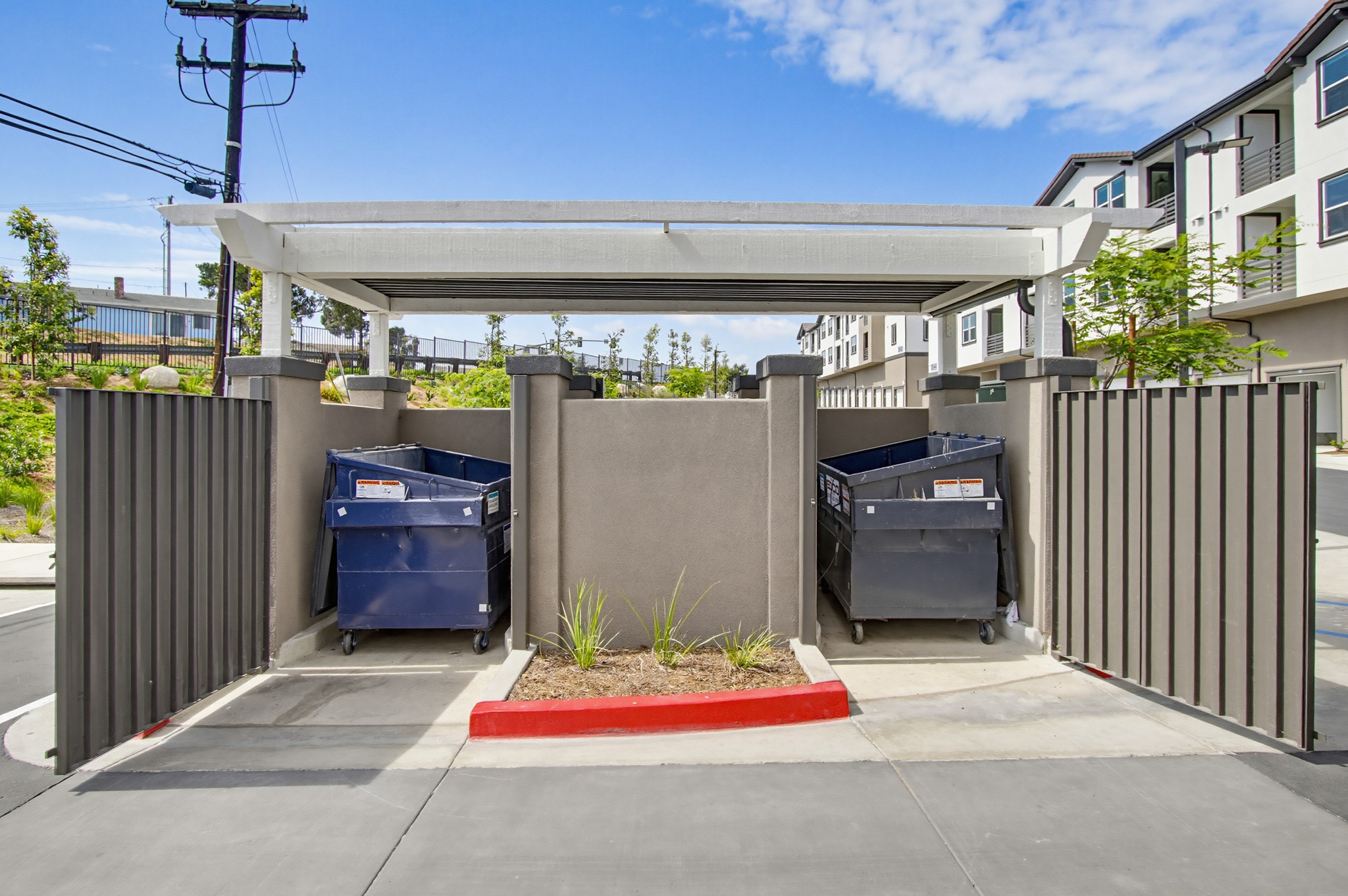 Virtual tour photo 99 of 108 for 2554 Ridgeway Dr #2103 and Common Areas