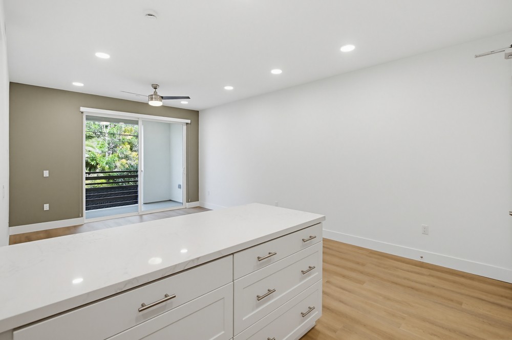 Virtual tour photo 15 of 23 for 2554 Ridgeway Dr #2202
