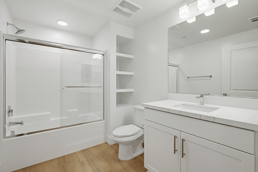 Virtual tour photo 17 of 23 for 2554 Ridgeway Dr #2202