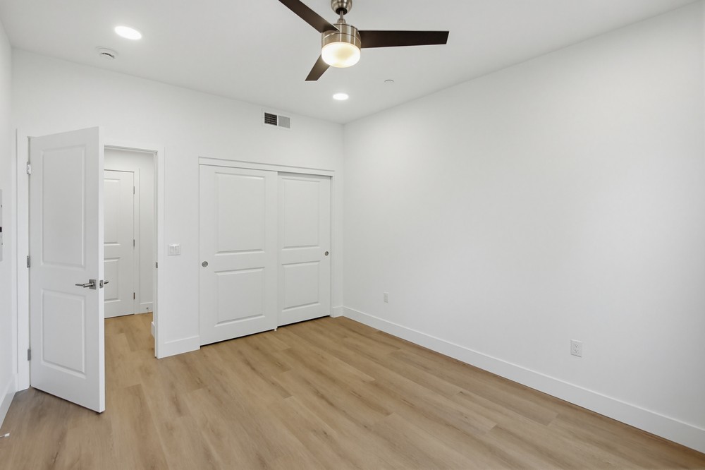 Virtual tour photo 23 of 23 for 2554 Ridgeway Dr #2202