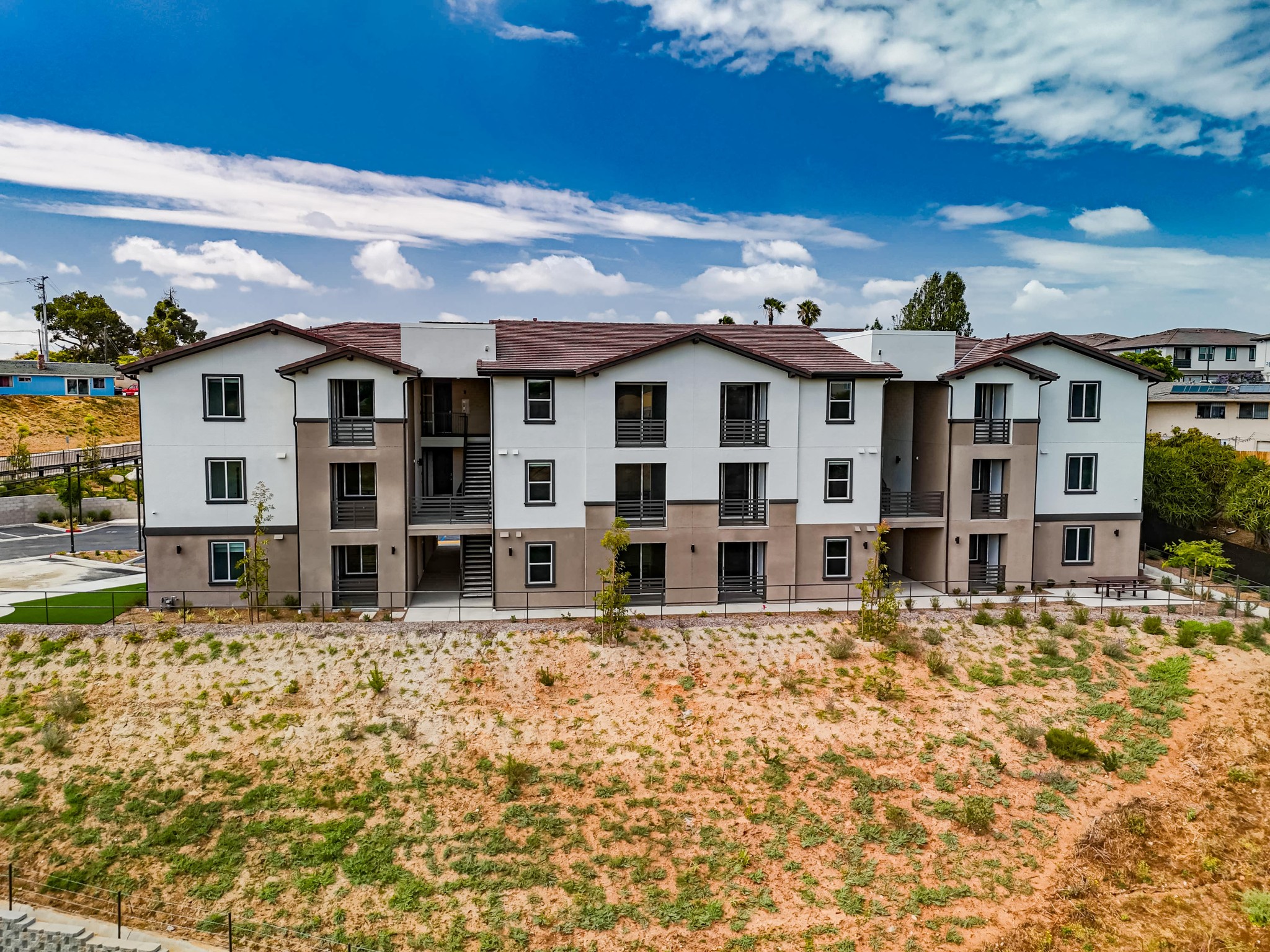 Virtual tour photo 15 of 45 for 2542 Ridgeway Dr (Aerials)