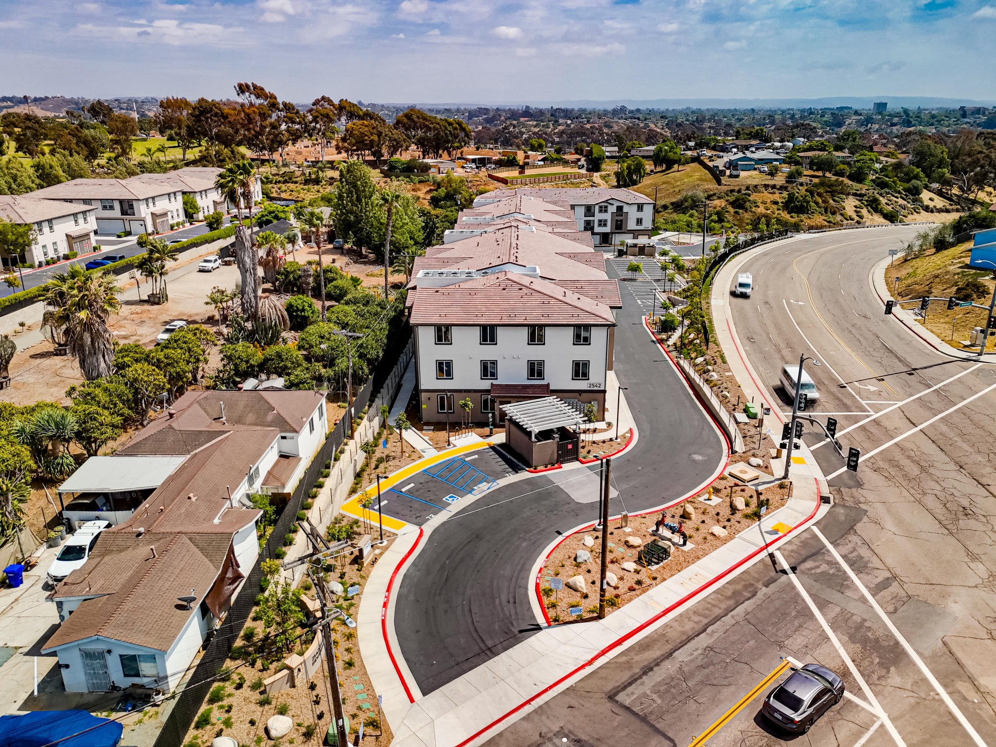 Virtual tour photo 40 of 45 for 2542 Ridgeway Dr (Aerials)