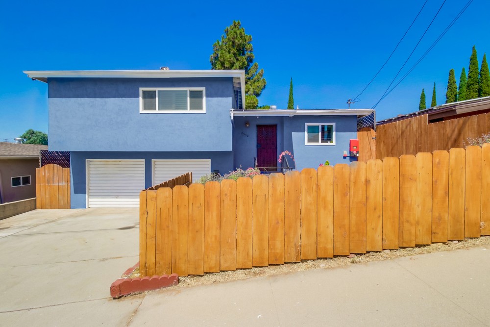 Virtual tour photo 1 of 50 for 2543 Roseview Pl