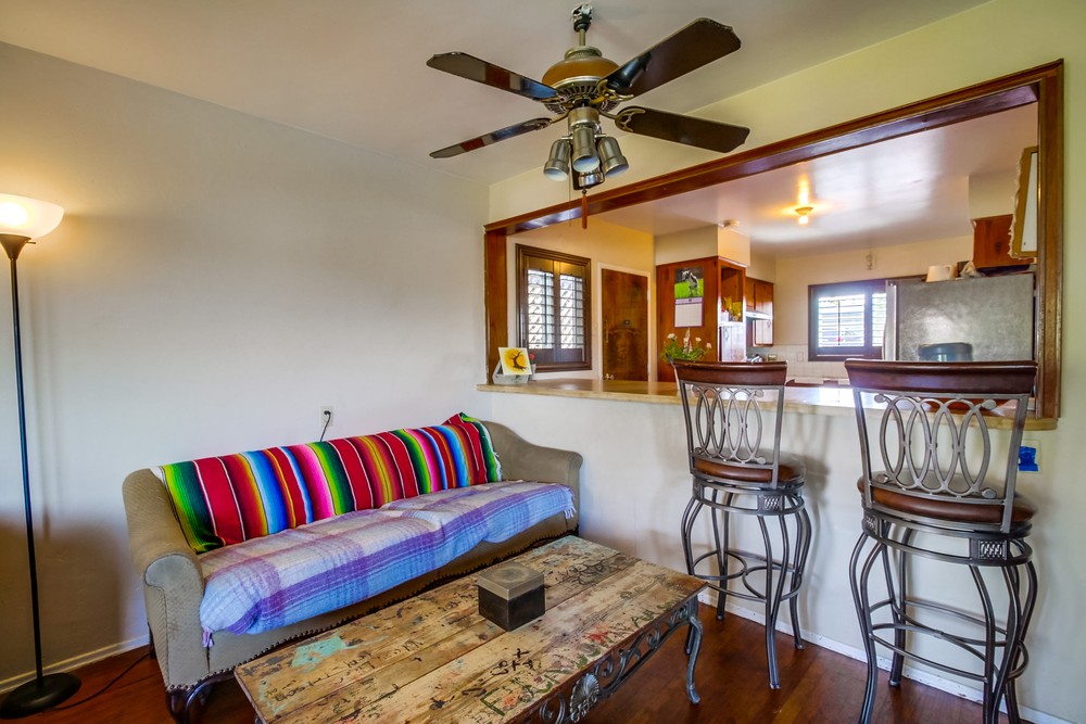 Virtual tour photo 11 of 50 for 2543 Roseview Pl