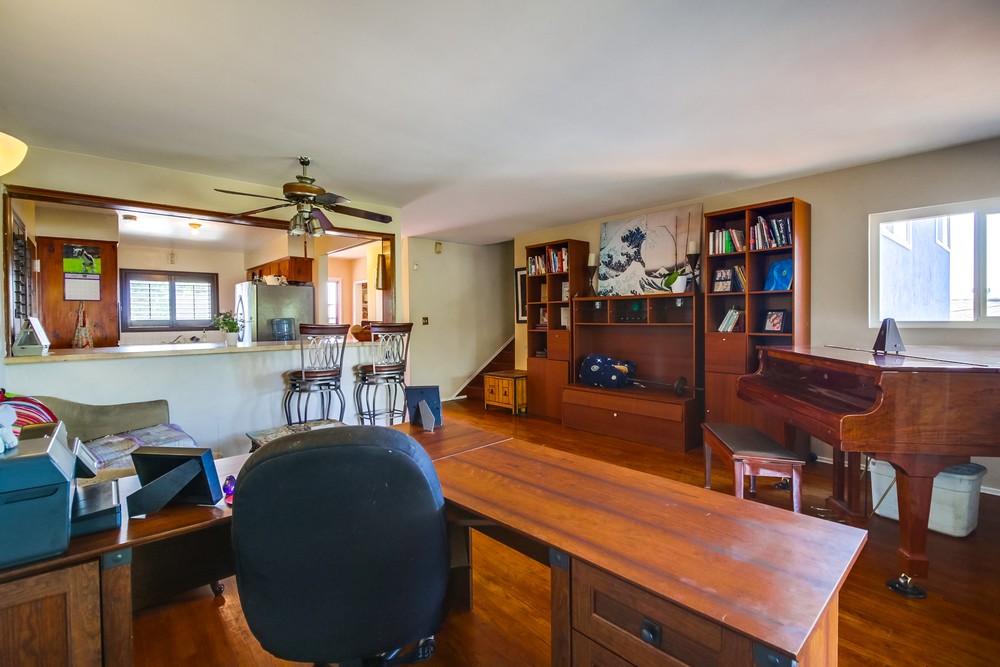 Virtual tour photo 12 of 50 for 2543 Roseview Pl