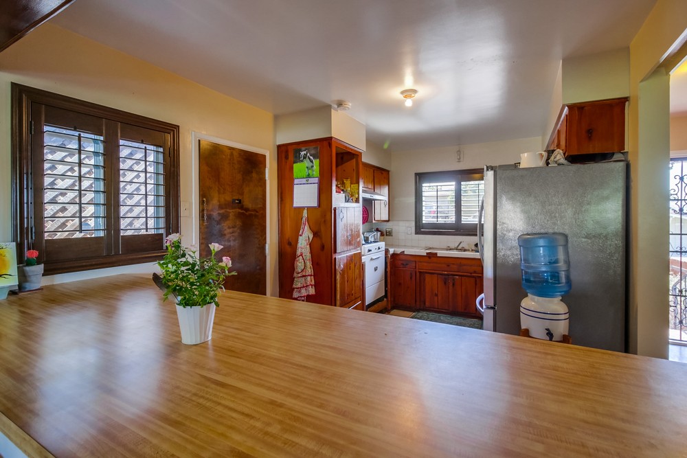 Virtual tour photo 14 of 50 for 2543 Roseview Pl