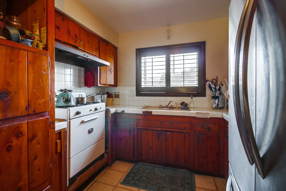 Virtual tour photo 16 of 50 for 2543 Roseview Pl