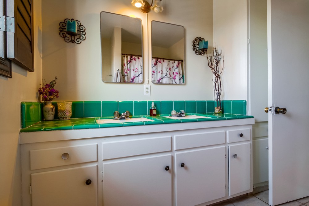 Virtual tour photo 27 of 50 for 2543 Roseview Pl