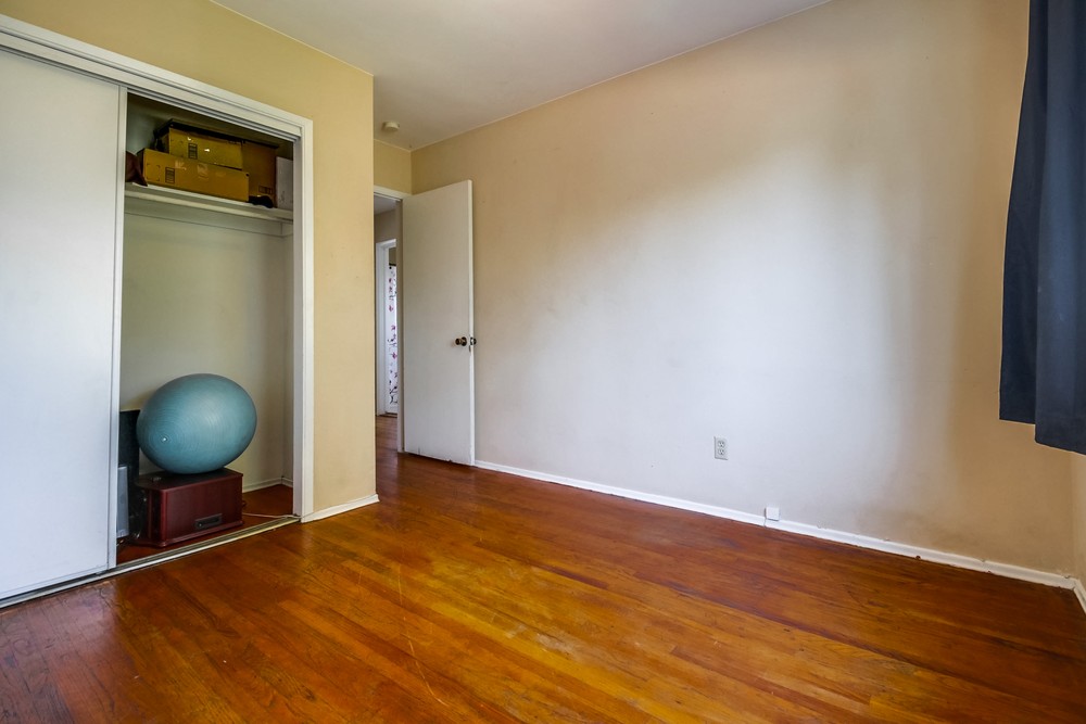 Virtual tour photo 32 of 50 for 2543 Roseview Pl