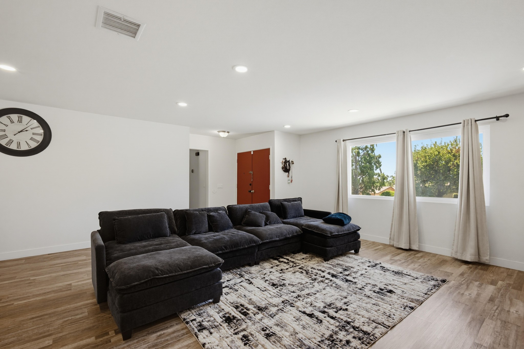 Virtual tour photo 12 of 46 for 2543 Spring Meadow Ln