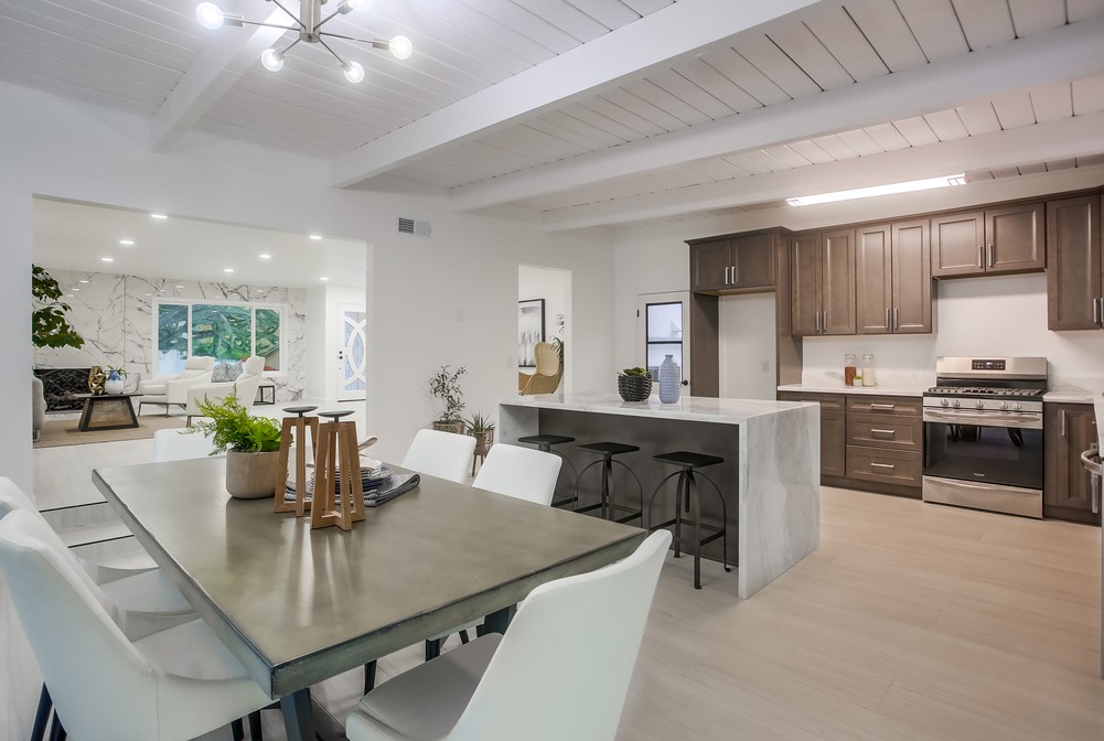 Virtual tour photo 21 of 77 for 2544 Arnott St