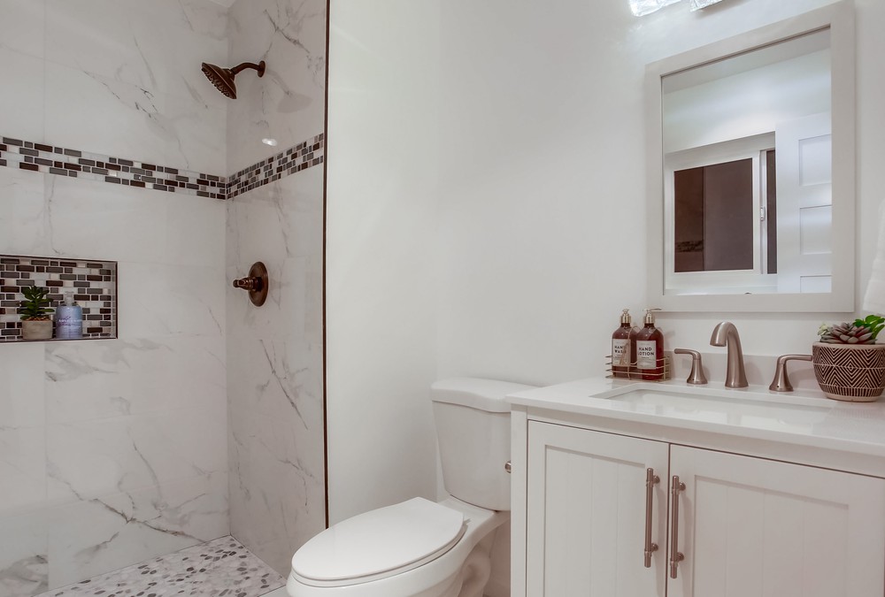 Virtual tour photo 41 of 77 for 2544 Arnott St
