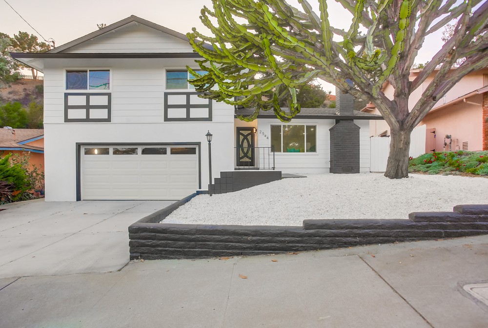 2544 Arnott St Rancho Photos