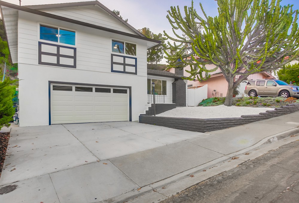 Virtual tour photo 60 of 77 for 2544 Arnott St