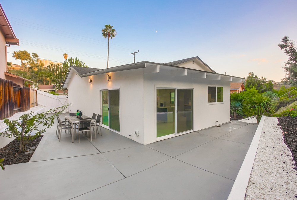 Virtual tour photo 76 of 77 for 2544 Arnott St
