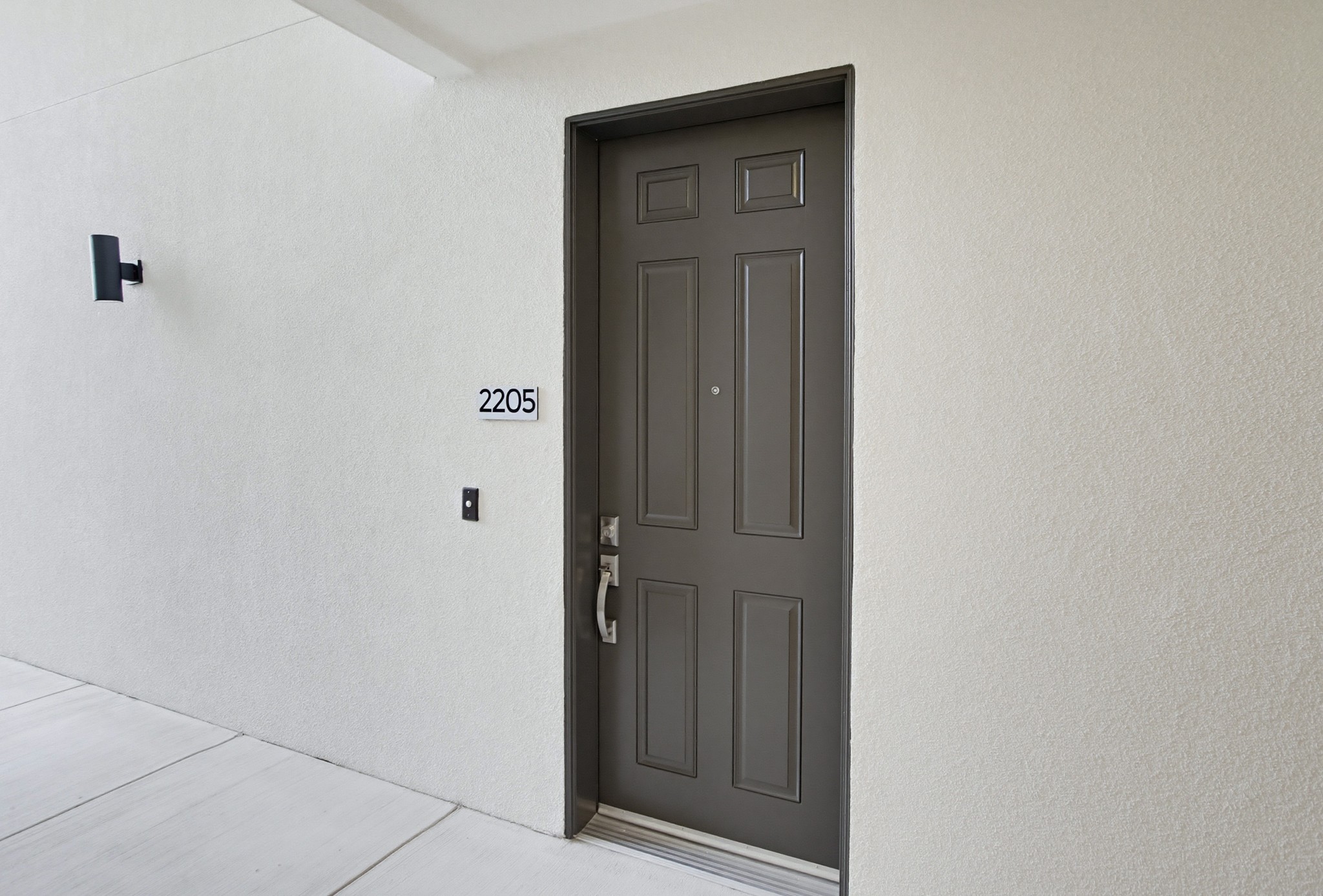 Virtual tour photo 4 of 33 for 2544 Ridgeway Dr #2205