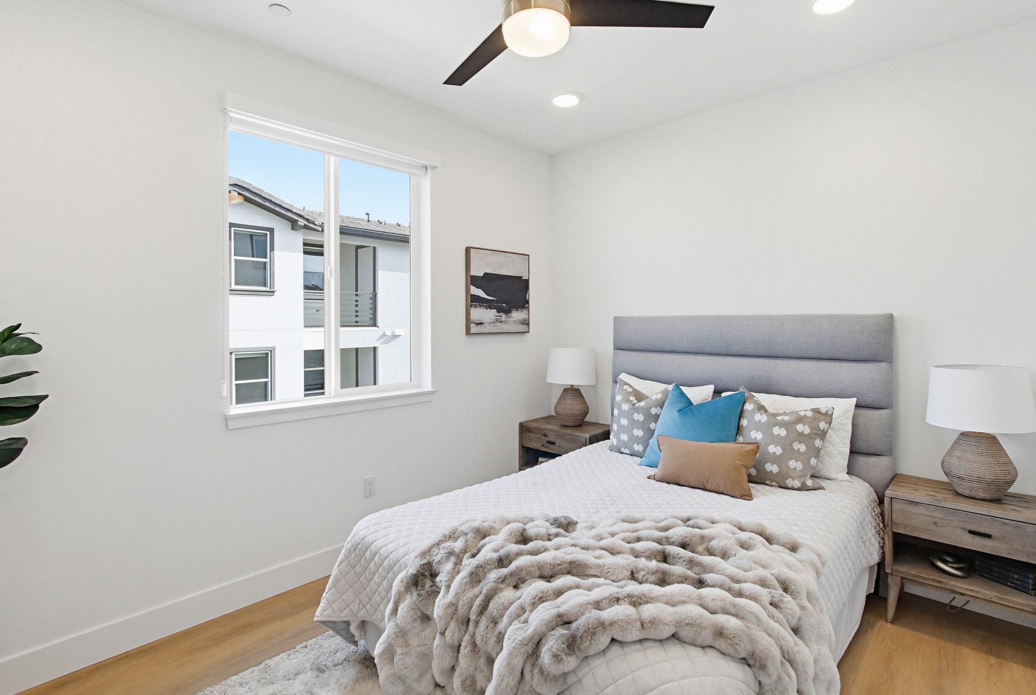 Virtual tour photo 21 of 33 for 2544 Ridgeway Dr #2205