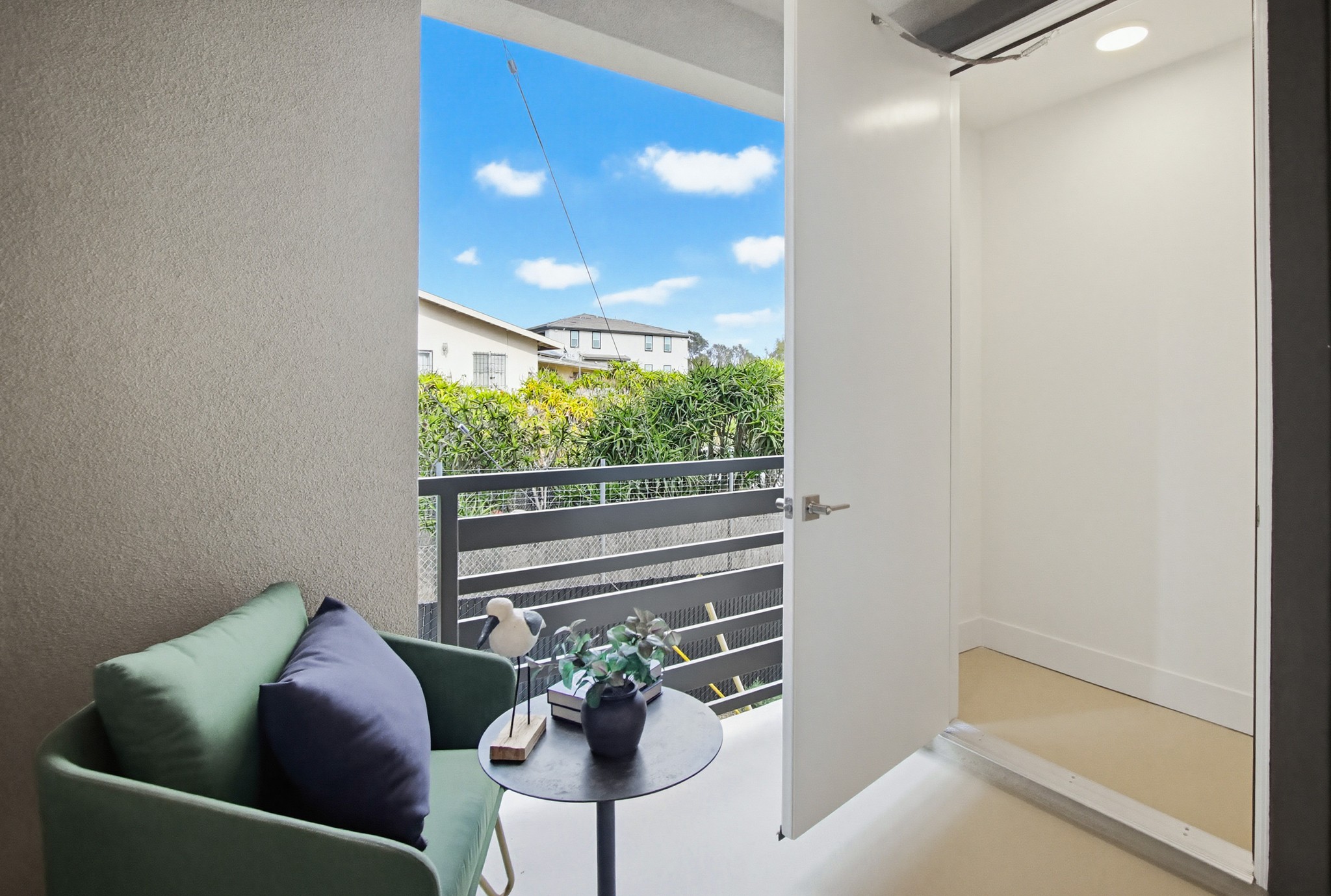 Virtual tour photo 30 of 33 for 2544 Ridgeway Dr #2205