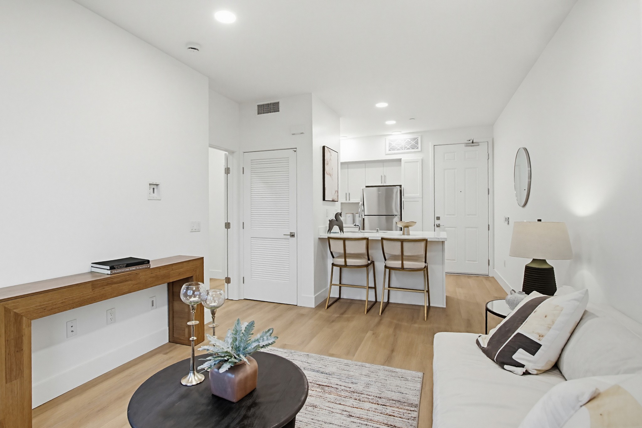 Virtual tour photo 13 of 23 for 2546 Ridgeway Dr #3206