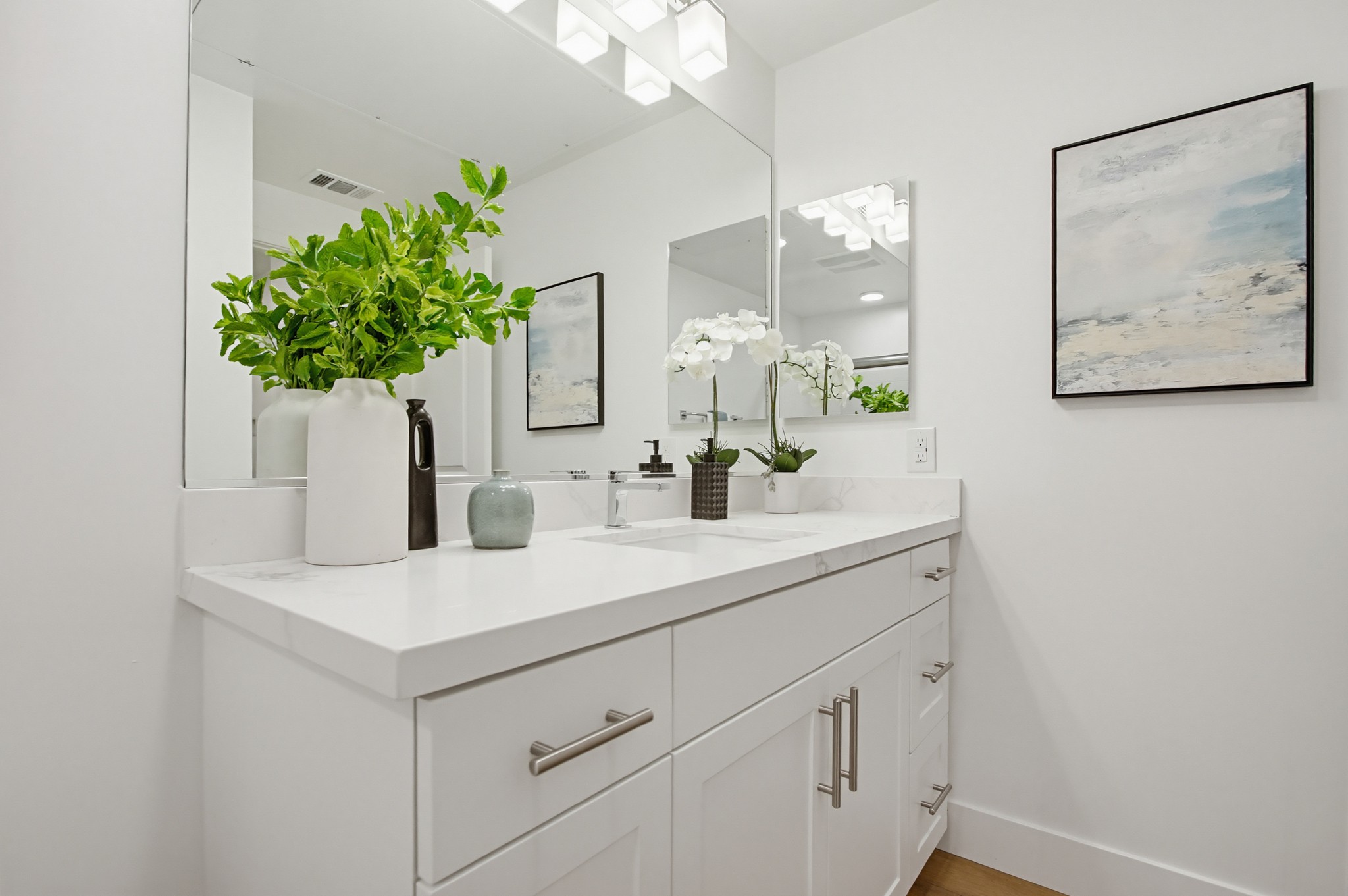 Virtual tour photo 24 of 23 for 2546 Ridgeway Dr #3206