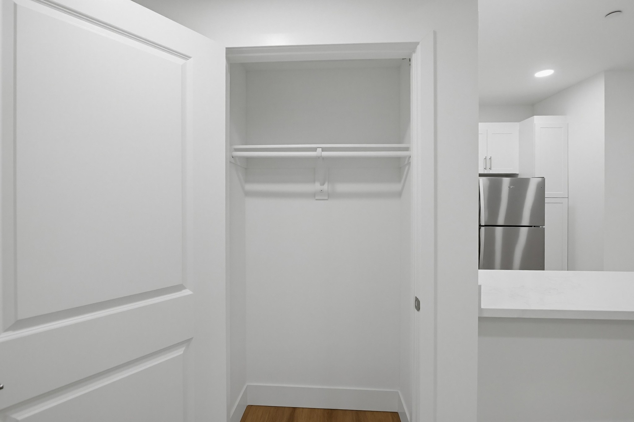 Virtual tour photo 12 of 24 for 2546 Ridgeway Dr #3303