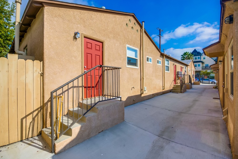 Virtual tour photo 13 of 26 for 255 22nd St