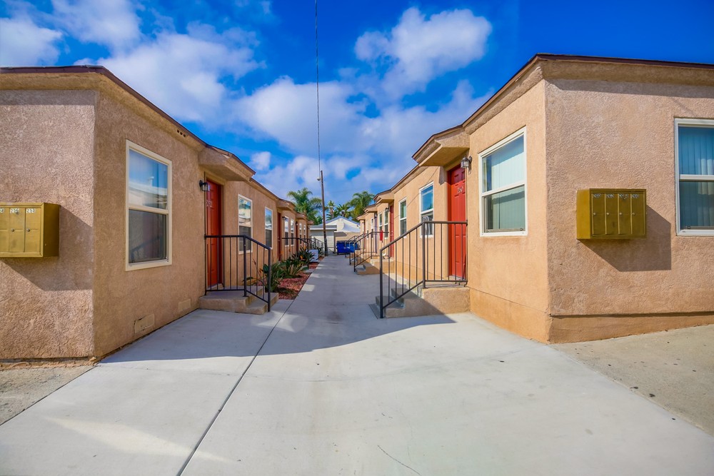 Virtual tour photo 17 of 26 for 255 22nd St