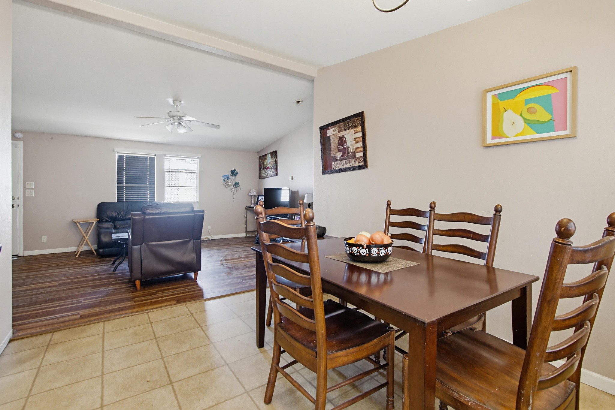 Virtual tour photo 5 of 37 for 255 E Bradley Ave SPC 45
