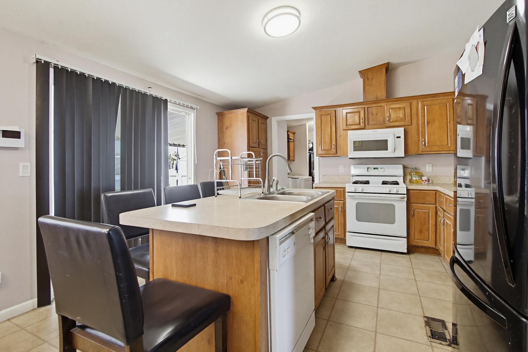 Virtual tour photo 8 of 37 for 255 E Bradley Ave SPC 45