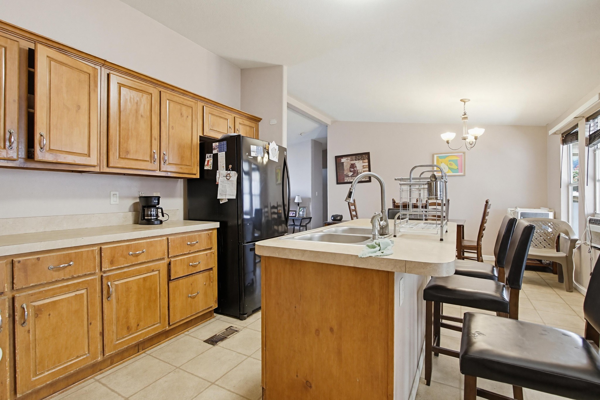 Virtual tour photo 10 of 37 for 255 E Bradley Ave SPC 45