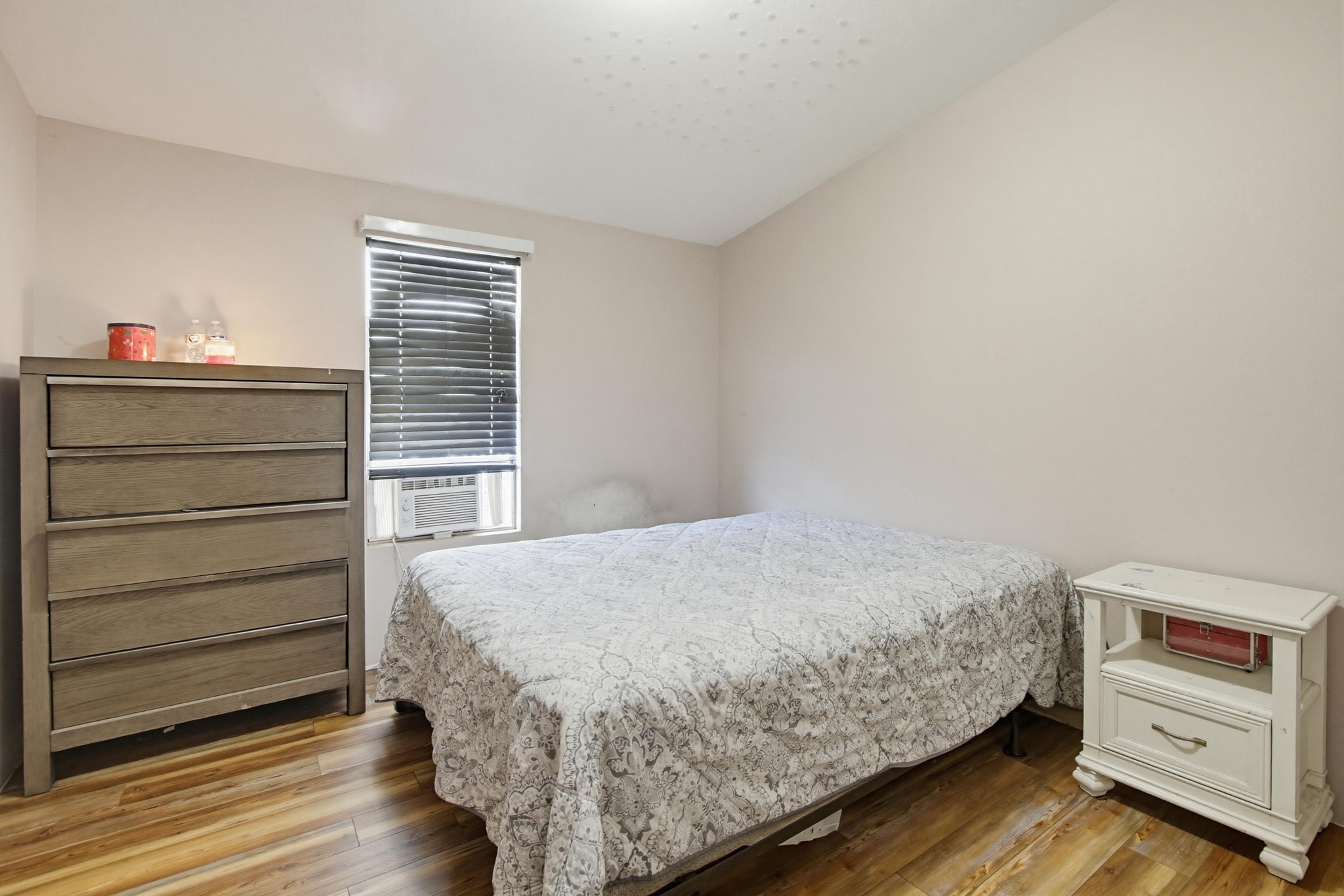 Virtual tour photo 18 of 37 for 255 E Bradley Ave SPC 45