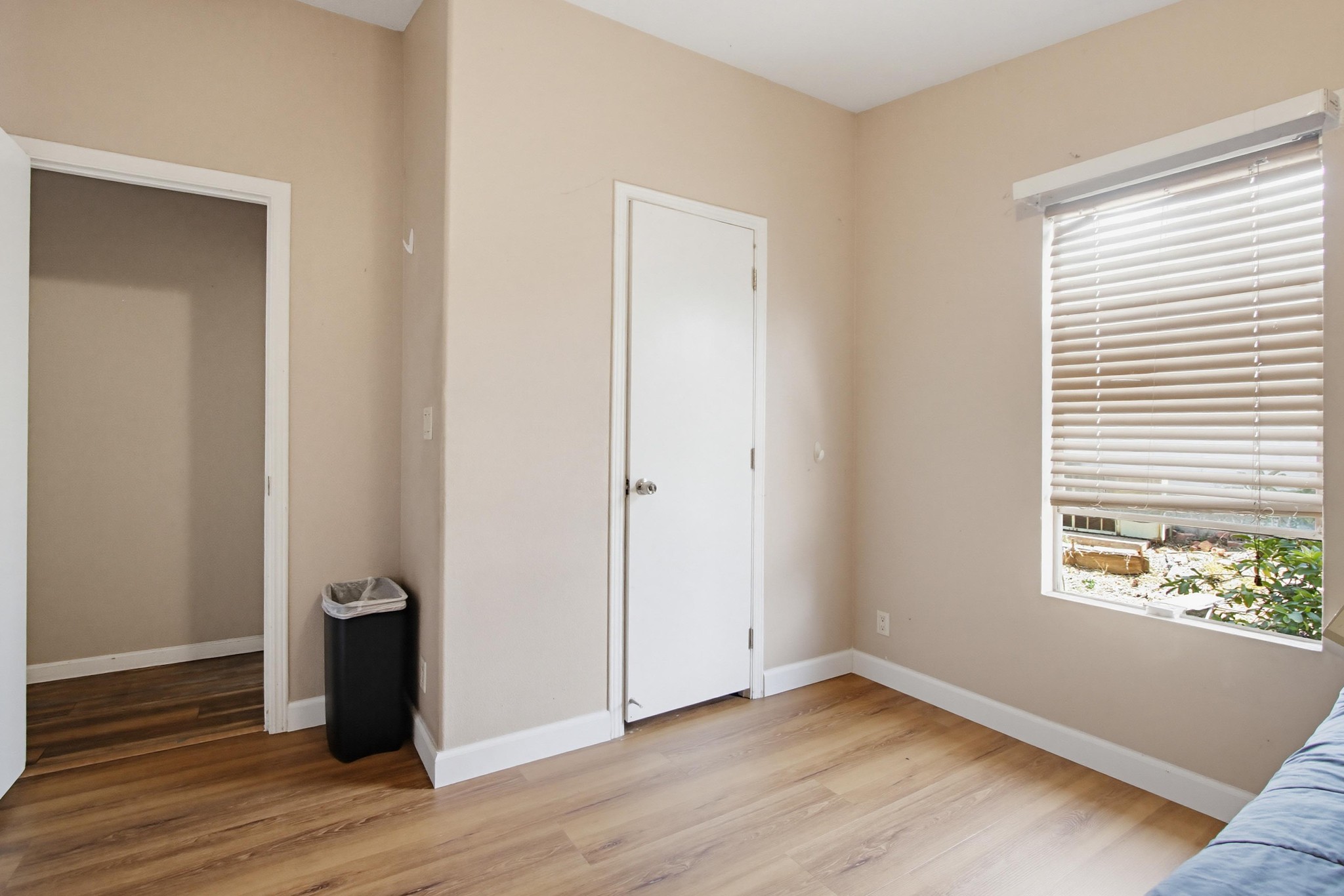 Virtual tour photo 21 of 37 for 255 E Bradley Ave SPC 45
