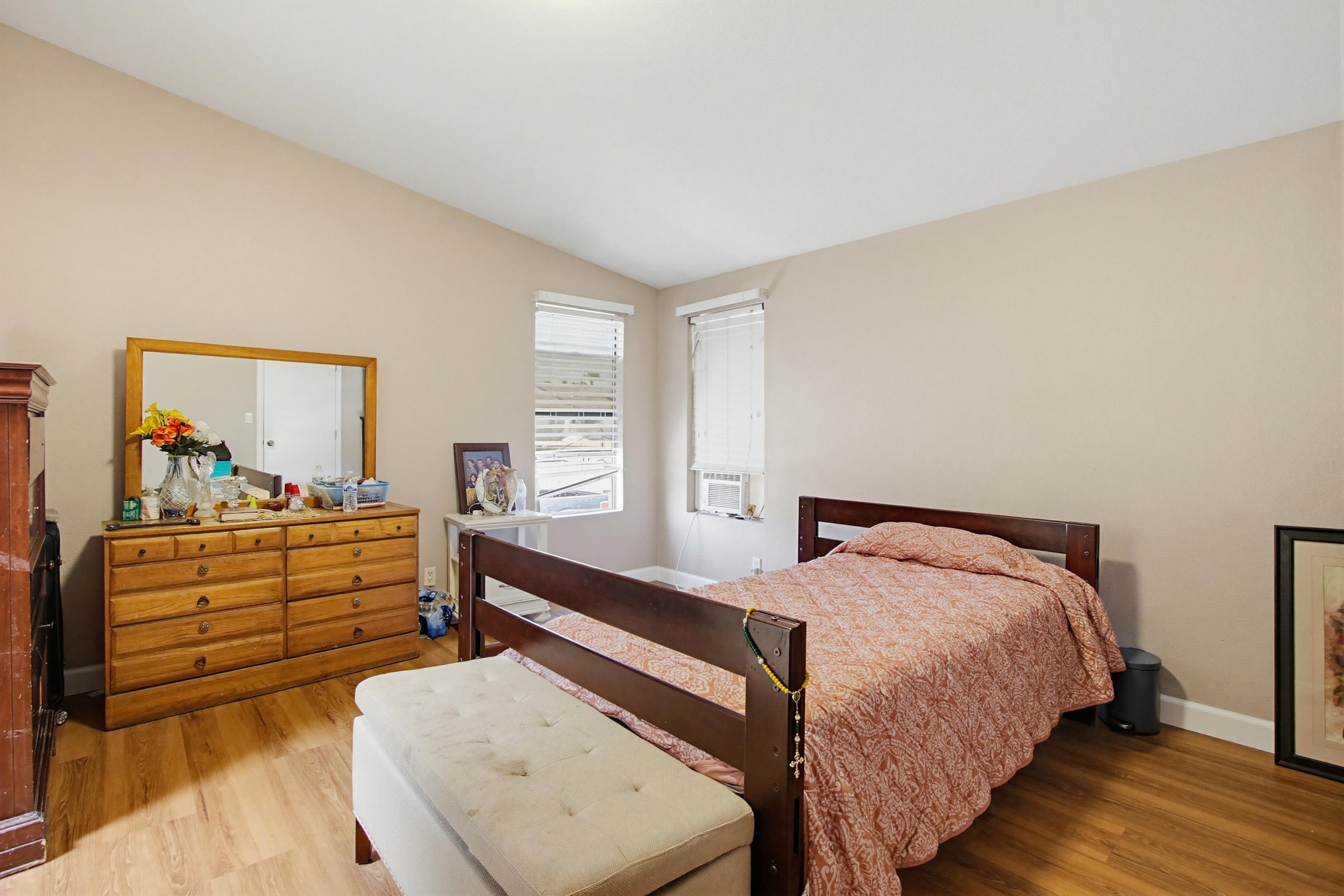 Virtual tour photo 25 of 37 for 255 E Bradley Ave SPC 45