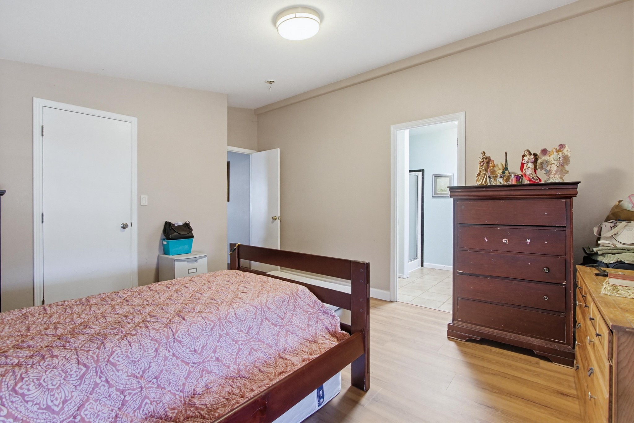 Virtual tour photo 28 of 37 for 255 E Bradley Ave SPC 45