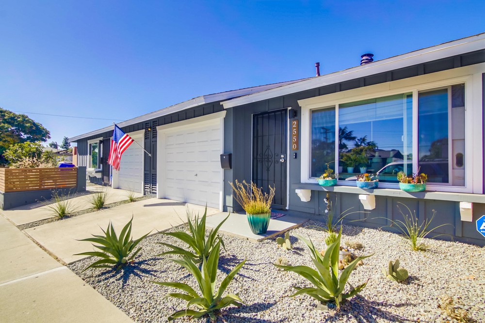 Virtual tour photo 1 of 37 for 2550 Violet St