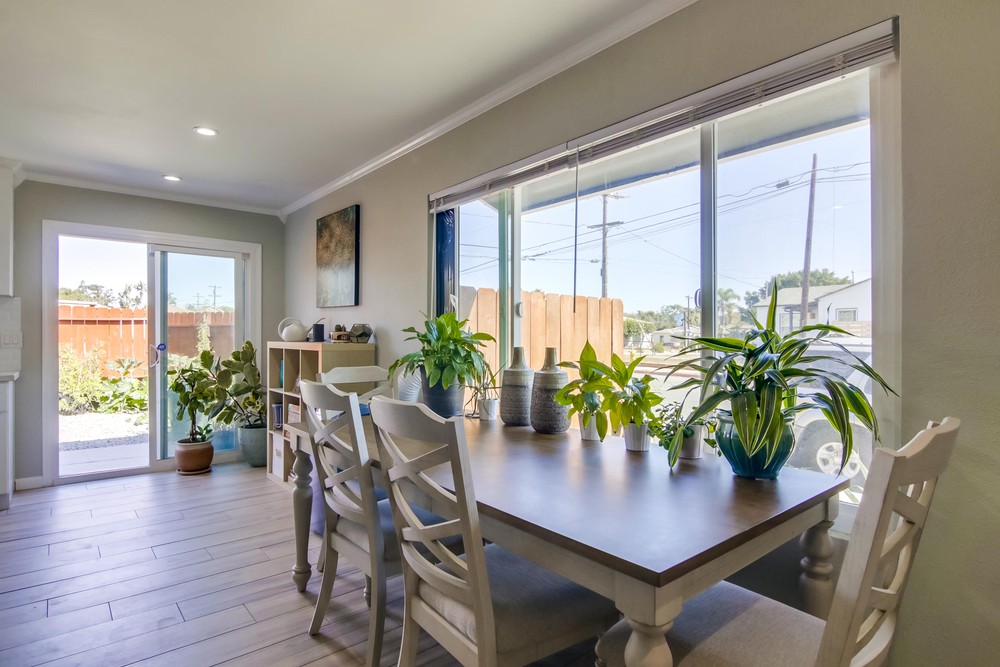 Virtual tour photo 9 of 37 for 2550 Violet St