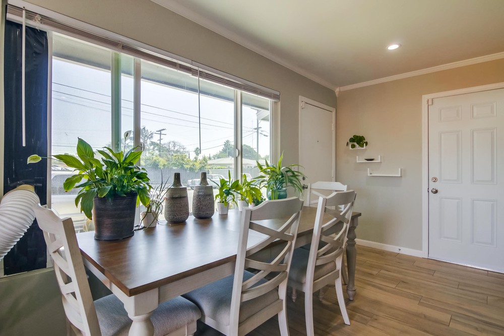 Virtual tour photo 11 of 37 for 2550 Violet St