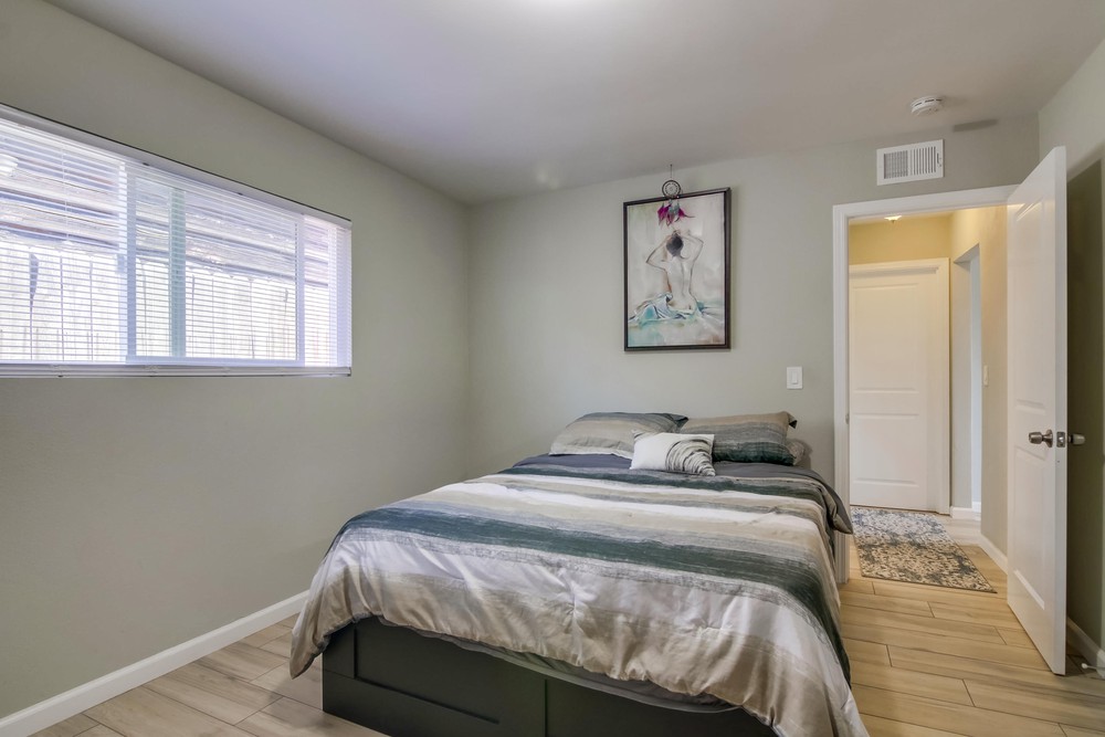 Virtual tour photo 20 of 37 for 2550 Violet St
