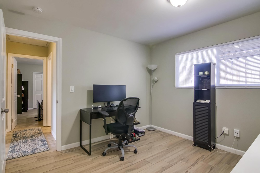 Virtual tour photo 24 of 37 for 2550 Violet St