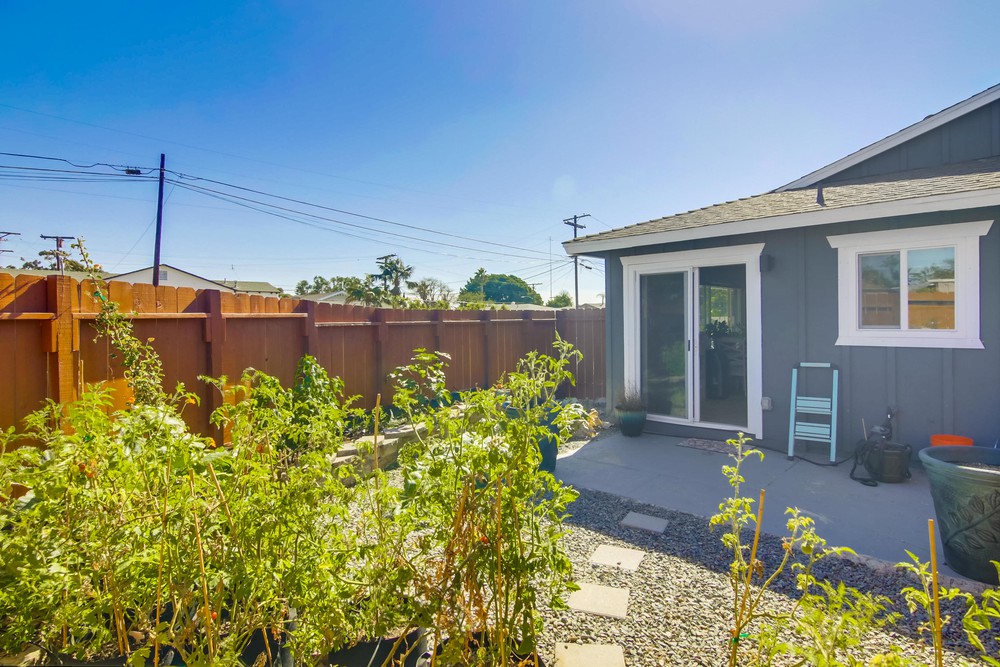 Virtual tour photo 31 of 37 for 2550 Violet St