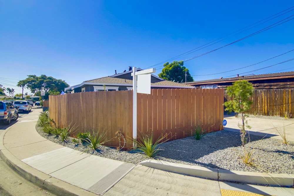 Virtual tour photo 34 of 37 for 2550 Violet St