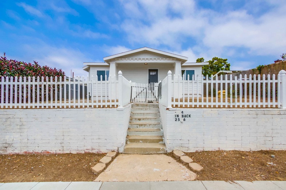 Virtual tour photo 1 of 50 for 2552 B St