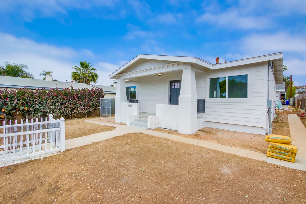 Virtual tour photo 7 of 50 for 2552 B St
